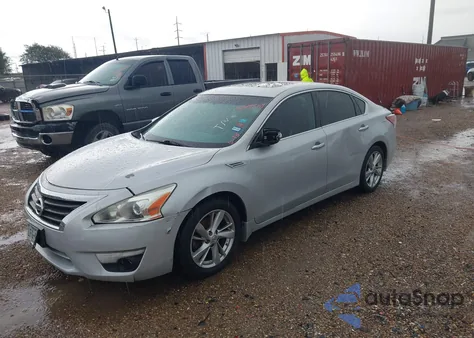2013 Nissan Altima 2.5 Sv z USA, uszkodzony, nr VIN 1N4AL3AP4DN495701